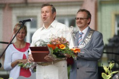 Michaił Wołkow w czasie Dni Chojnic 2010 odebrał tytuł honorowego obywatela naszego miasta.