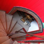 zakręcona droga w dół ;)