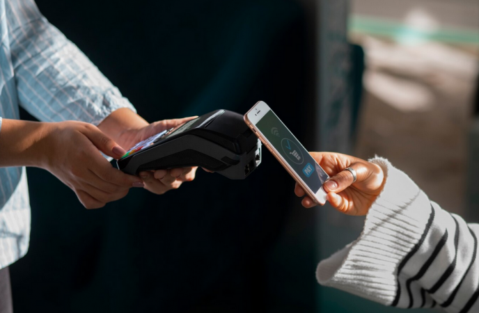 Polskie banki wdrażają nowe formy płatności odroczonych