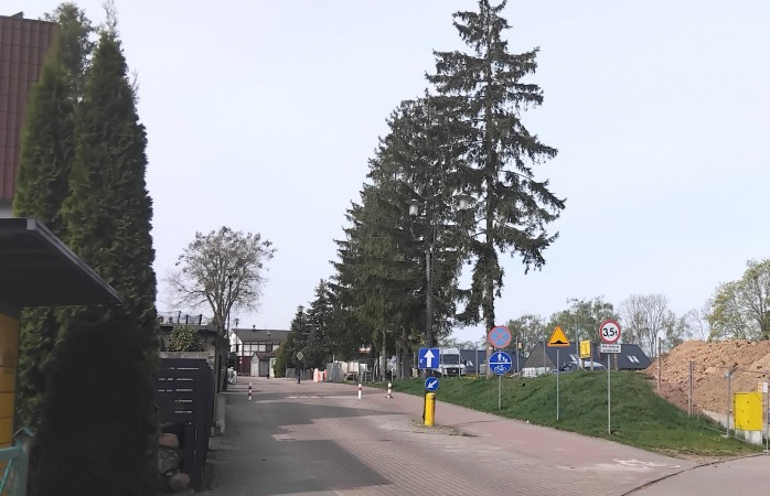 Gmina Chojnice szuka kompromisu w sprawie parkingów w Charzykowach