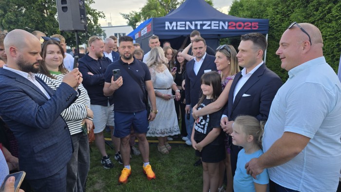 Mentzen w Konarzynach: frekwencja jak w dużym mieście, tematy jak z exposé