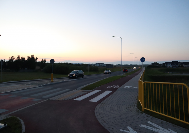 Ciemno na zachodnim obejściu Chojnic. Strzeliły korki!