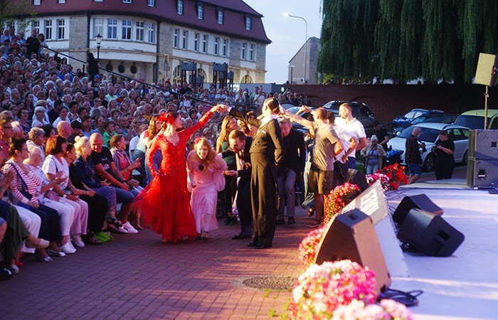 Końcówka wakacji w Chojnicach – od Nocy Operetkowych, poprzez bluesa po Turniej Rycerski