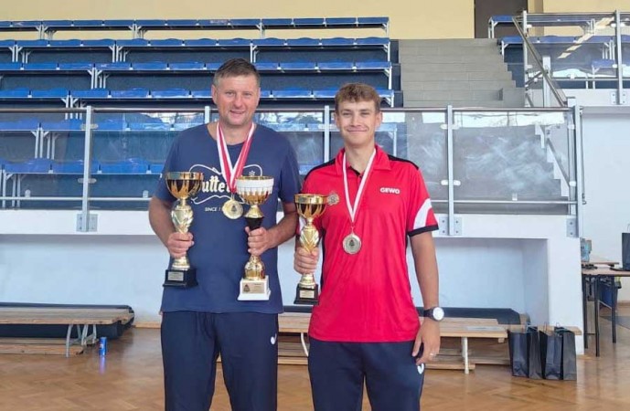 Strażacy z Chojnic tenisowymi mistrzami województwa pomorskiego