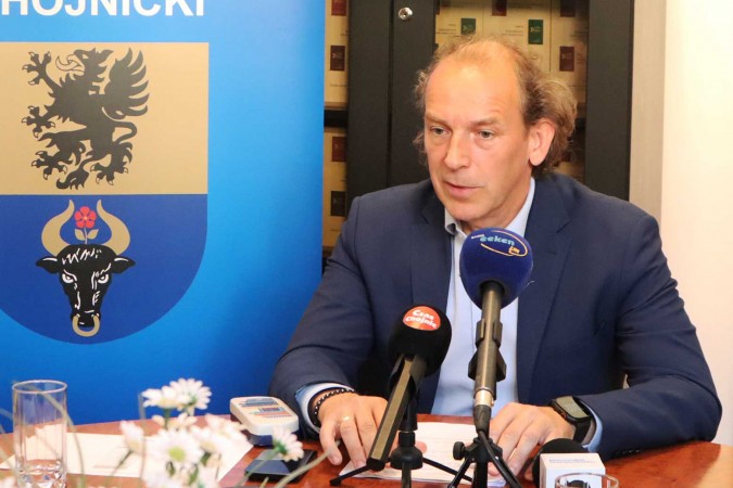 Przy chojnickim Starostwie zbudują miejsce schronienia dla stu osób