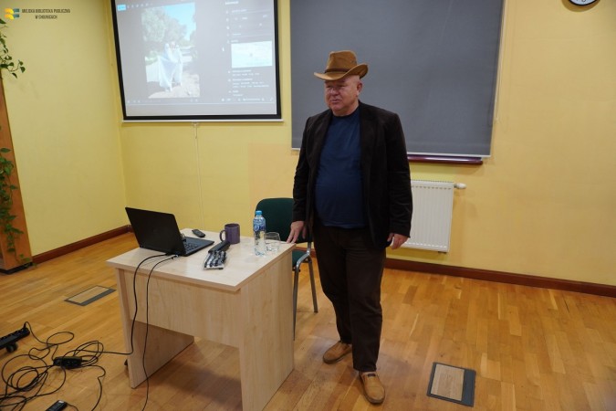 Krzysztof Nowacki mówił o podróży samochodem po Bałkanach