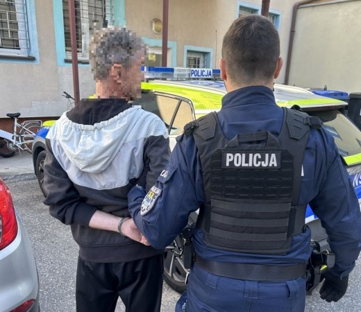 Za namową żony zgłosił się do komendy. Drugi wpadł na dworcu