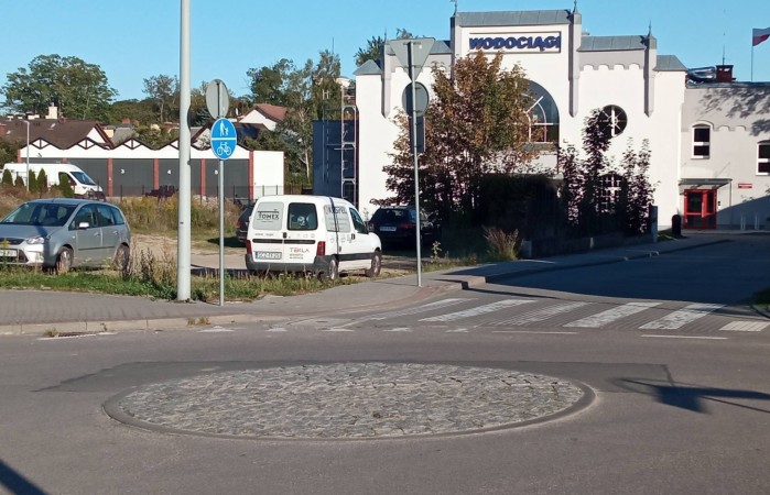 Rondo przy Wodociągach od 10 lat bez nazwy. Jest jakieś gorsze?