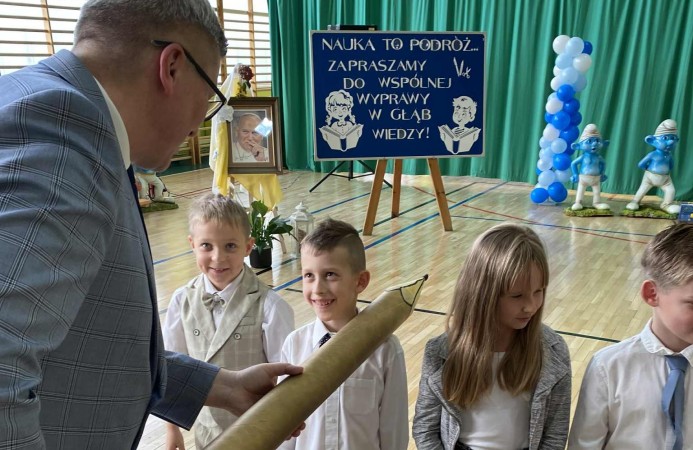 Uroczyste ślubowanie pierwszoklasistów w SP nr 8