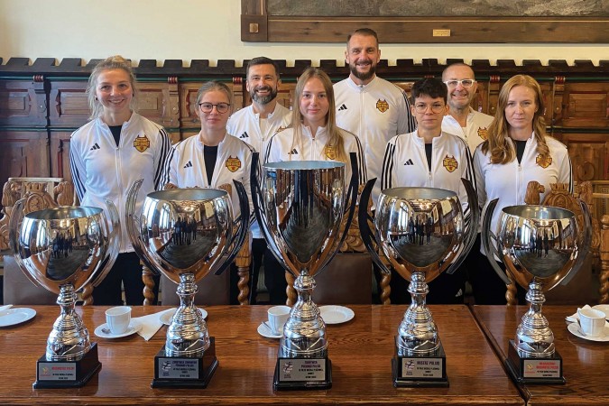 Red Devils Ladies u burmistrza