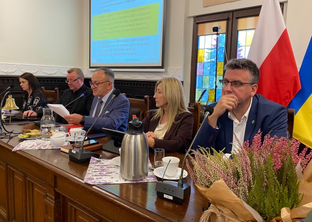 Radni zwiększyli sobie diety