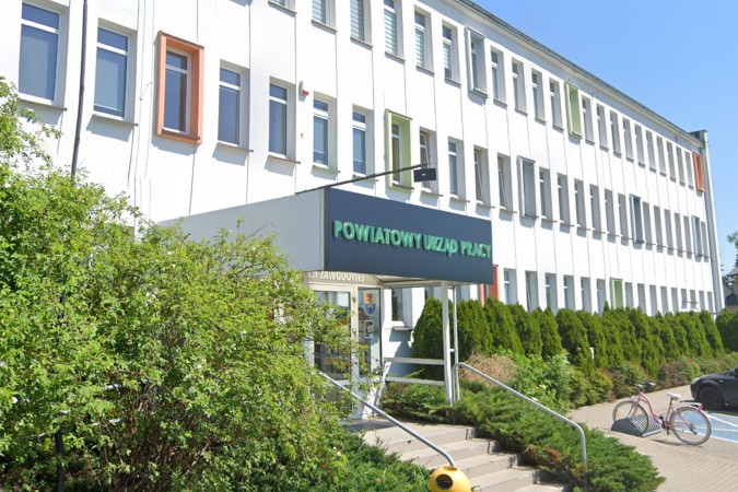 Są pieniądze na założenie firmy i bony