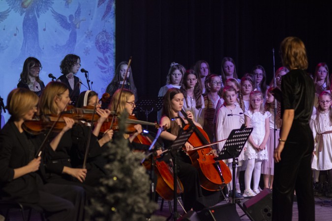Koncert dla hospicjum świątecznych brzmieniach