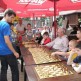 Żywe szachy i symultana na Starym Rynku 