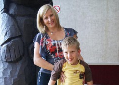 Dominik Radomski ze swoją mamą Małgorzatą.