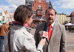 Jacek Kowalik udziela nam wywiadu podczas Dnia Flagi 2011