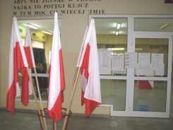 Siedziba Komisji Wyborczej w Gimnazjum nr 1 w Chojnicach
