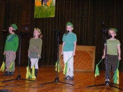 Zespół wokalny Zuchy z przedszkola w Brusach.