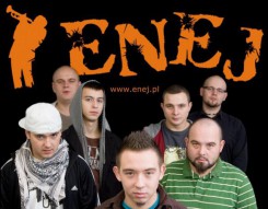 Zespół ENEJ z Olsztyna jest gwiazdą bruskich Wakacji z Folklorem.