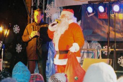 Arseniusz Finster i Święty Mikołaj na chojnickim Starym Rynku