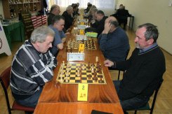 Jan Myzyk (z lewej) w walce o „pudło” mistrzostw oldbojów.