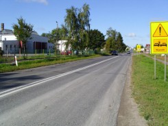 Droga 240 w Pawłówku. Fot. z 09/2012