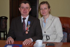  St. sierż Rafał Orlikowski wraz z małżonką.