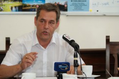 Burmistrz Arseniusz Finster postanowił zwołać dodatkową sesję Rady Miasta.