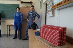 Do wyboru szkoły technikum budownictwa zachęcali sami uczniowie podczas drzwi otwartych (fot. mz).