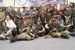 Latem 2010 r. SAH i Trójmiejska Grupa Rekonstrukcji Historycznej pokusiły się o inscenizację odbicia więźniów UB, którymi byli żołnierze 5 Wileńskiej Brygady AK.