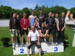 Chojnicka sztafeta na najwyższym stopniu podium
