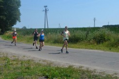Zdjęcie z Koleżeńskiego Integracyjnego Triathlonu w Przechlewie.