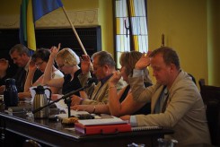 Zgodę na podwyżki wyraziła cała rada gminy (15 osób), w tym 4 sołtysów.