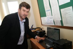 Dyrektor miejskiego Wydziału Zarządzania Kryzysowego w Chojnicach Piotr Prondzinski jednym przyciskiem uruchomi wszystkie miejskie syreny.