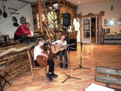 Na zdjęciu Maja i Nadia Czarneckie. 