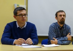 Na zdjęciu od lewej Kamil Kaczmarek i Radosław Sawicki. 