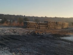 Ratusz stare płyty składuje przy ul. Czereśniowej. 