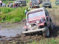 Kończą się miejsca na trasę offroad X Chojnickiego Zlotu Terenówek