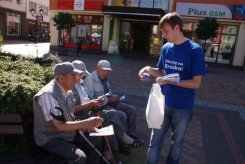 17 czerwca do Chojnic przyjechał autobus wyborczy PO.