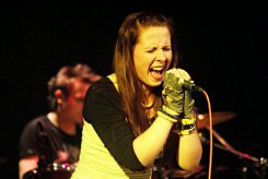 Emilianna Grajkowska (Ultramagenta)