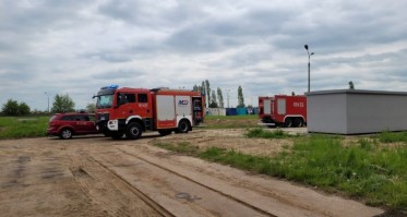 Wypadek w Chojnicach. 1,5-tonowy ciężar przygniótł mężczyznę (AKTUALIZACJA)
