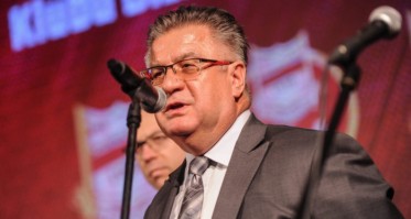 Konflikt interesów? Przewodniczący Rady i jego akcje w MKS