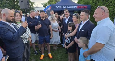 Mentzen w Konarzynach: frekwencja jak w dużym mieście, tematy jak z exposé