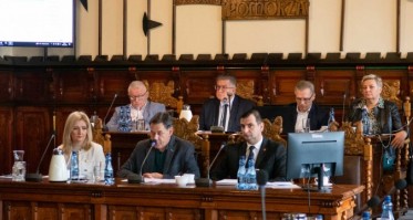 Do samorządów ma wpłynąć więcej pieniędzy