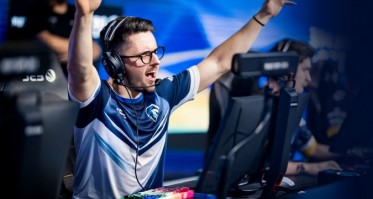 Uczestnicy chojnickiego TURnieju E-sportowego wchodzą w fazę pucharową