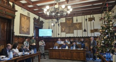 Betlejemskie światło pokoju w ratuszu