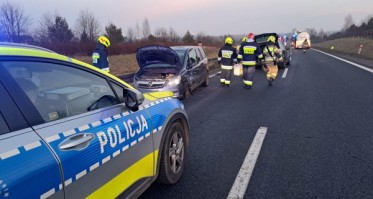 Błąd przy wyprzedzaniu i seria zderzeń. Mandat 5 tysięcy złotych