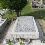 Nagrobek J.Rydzkowskiego jest w alei zasłużonych na cmentarzu komunalnym.