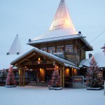 Wioska Świętego Mikołaja znajduje się w Rovaniemi, głównym mieście fińskiej Laponii.